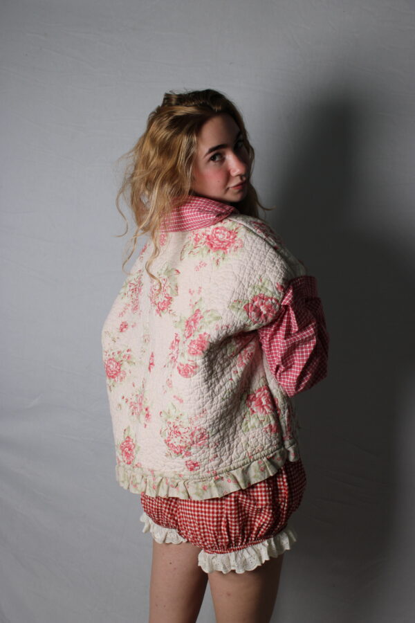 Rose quilt jacket - Image 3