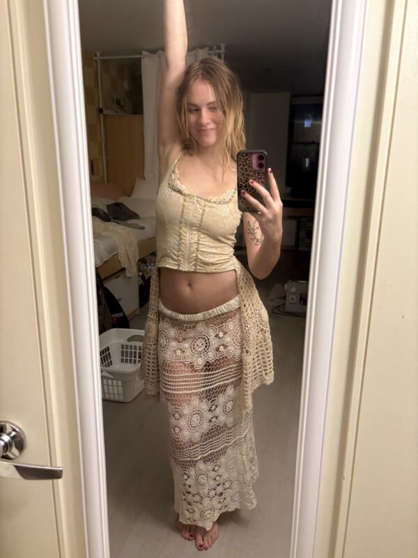 Flower girl crochet top - Image 4