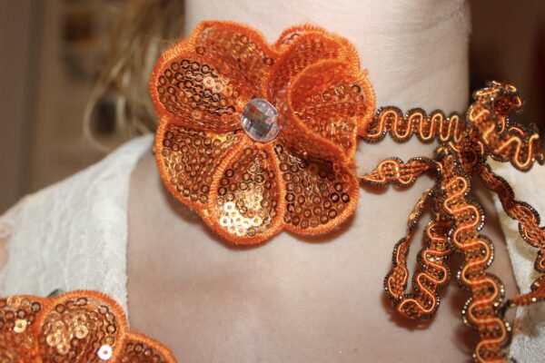 Flower necklace and ring set - Image 2