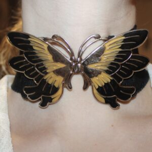 Butterfly choker