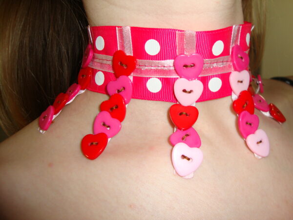 Candy hearts choker