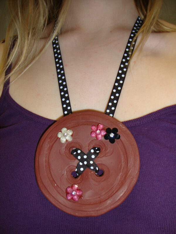 Button necklace - Image 3
