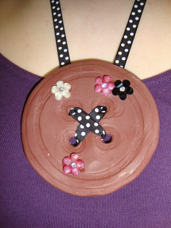 Button necklace - Image 2