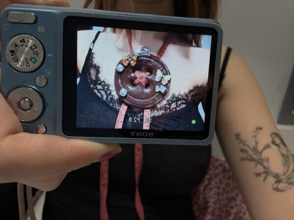 Butterfly button necklace - Image 3