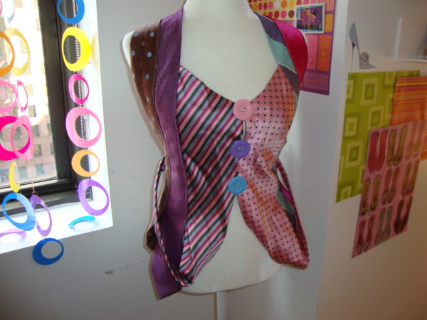 Button tie top